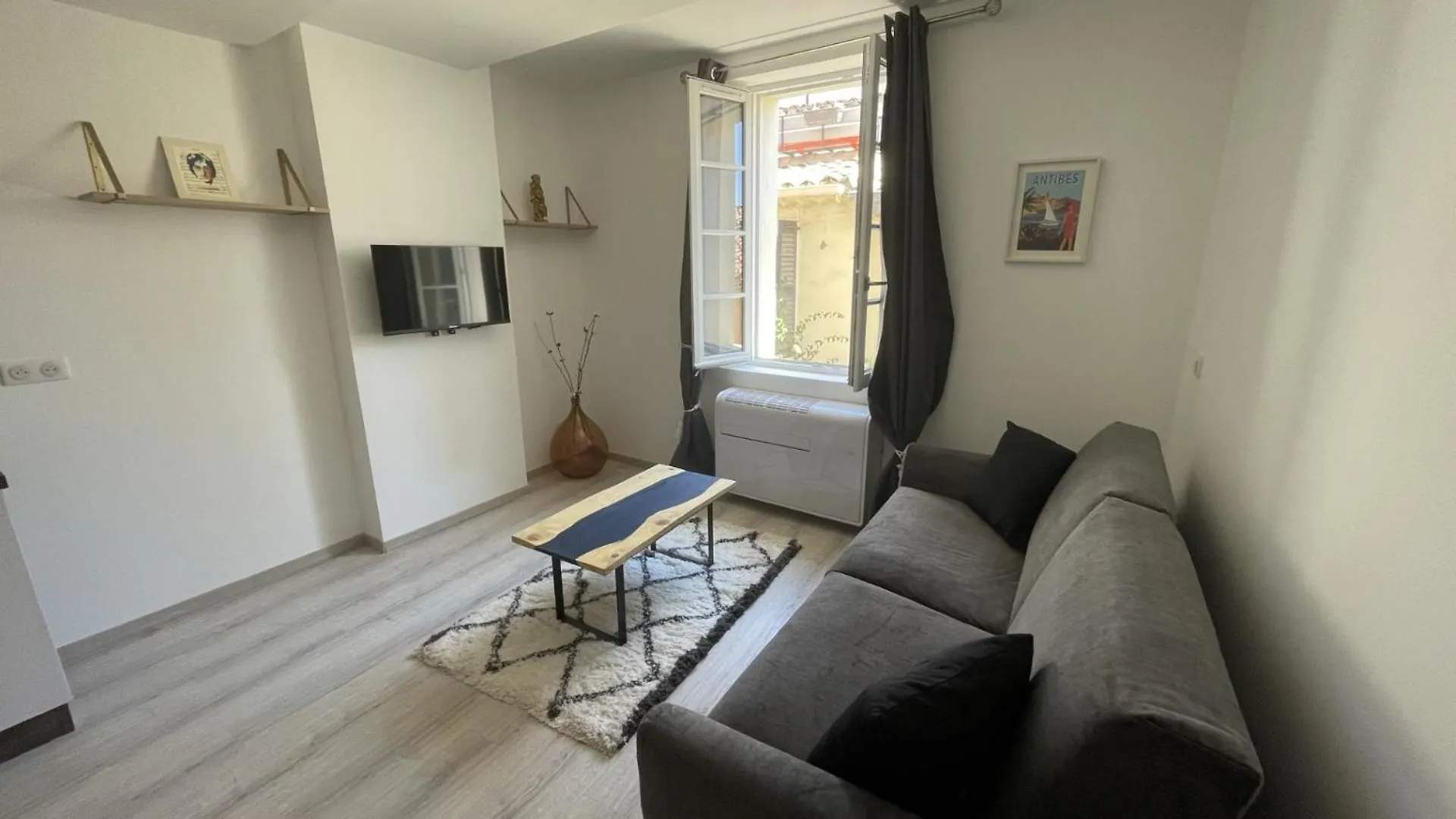 Apartment Spacieux Studio - Vieil Antibes