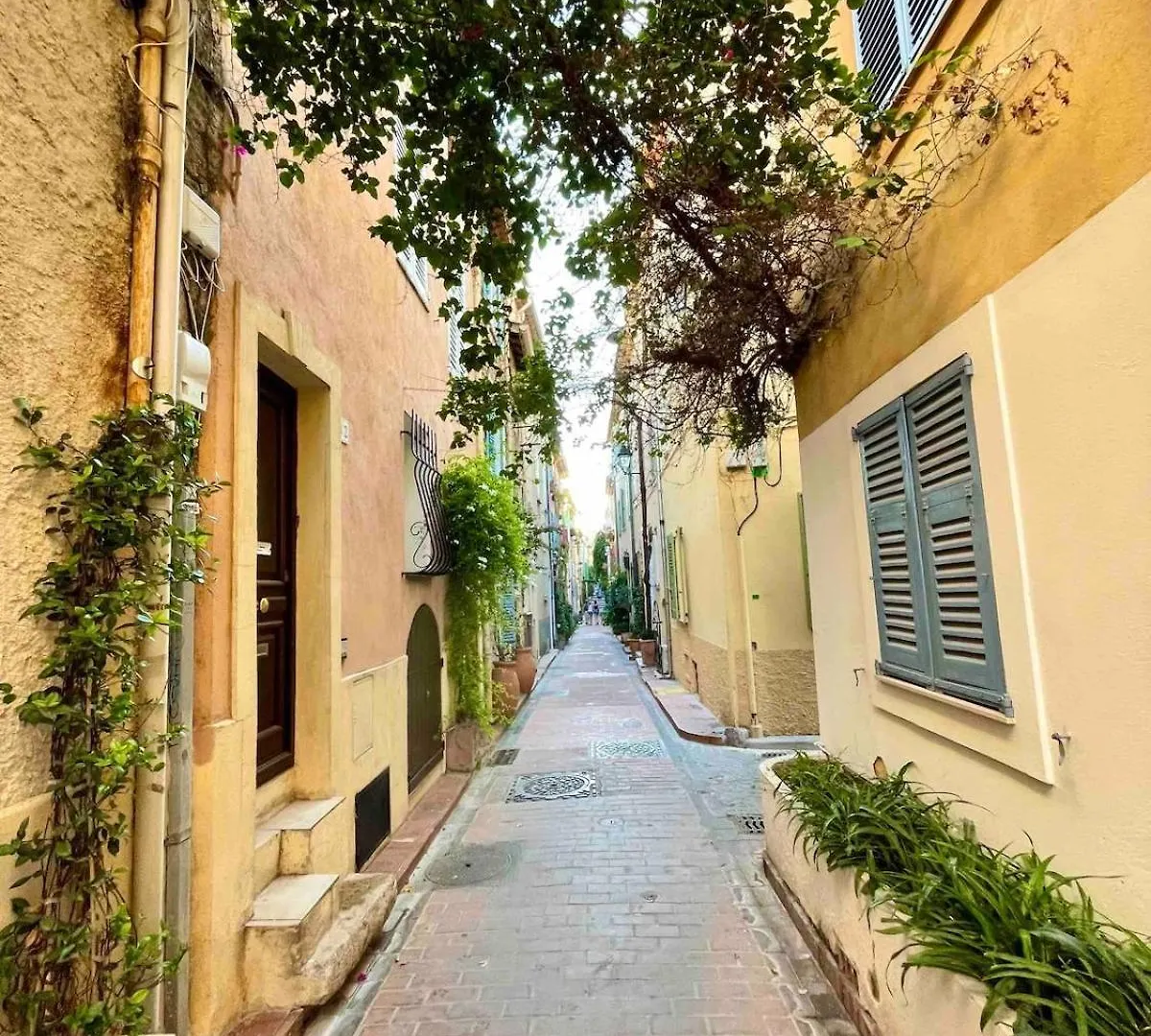 Spacieux Studio - Vieil Antibes Apartment